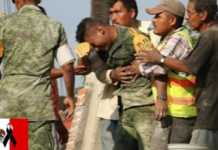 La emotiva reacción de un soldado mexicano al rescatar el cuerpo de una mujer y su hija