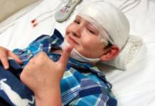 Un niño de 12 años sufre una rara enfermedad que lo ha convertido en “piedra”