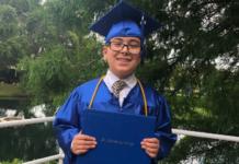 Recibe su primer título universitario a los 11 años y piensa demostrar que «Dios sí existe»