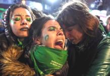Se desata el caos y la violencia en Argentina tras el rechazo a la legalización del aborto