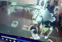 La divertida confusión de un pequeño sonámbulo tras quedarse dormido en clase Niño dormido en clase