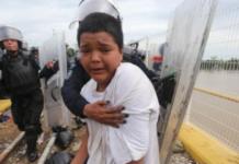 Los padres del niño desaparecido en la caravana de migrantes suplican saber su paradero