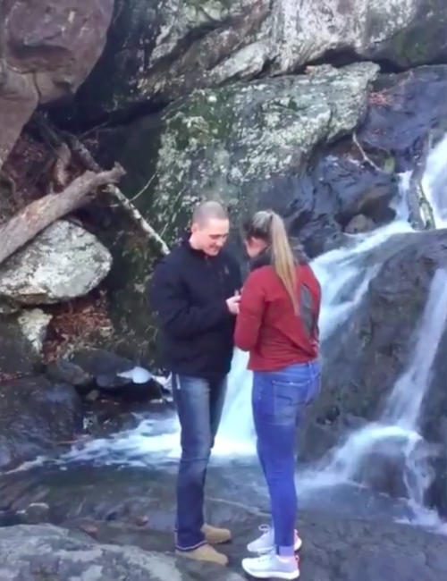 Torpe propuesta de matrimonio