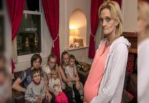 «Indignada» madre soltera de 7 hijos que espera mellizos exige una vivienda social más grande