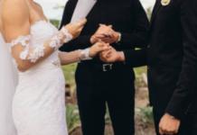 Llega al altar y en lugar de los votos lee la conversación que su novio tuvo con otra mujer