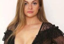 Expulsan de un avión a una madre de 31 años por vestir provocativa y no llevar sujetador